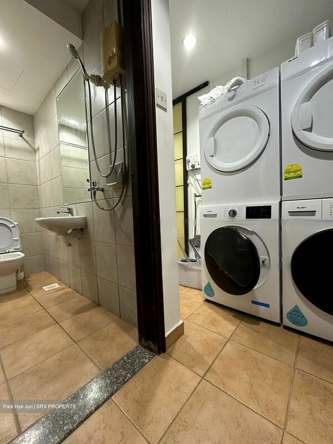 UE Square (D9), Apartment #547849831